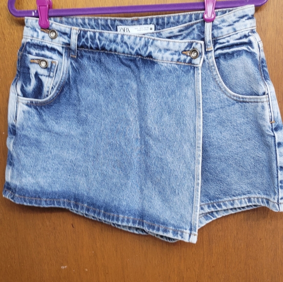 Zara Pants - Adorable Zara 100% Cotton Medium-color Structured Denim Skort with Zip-up Short